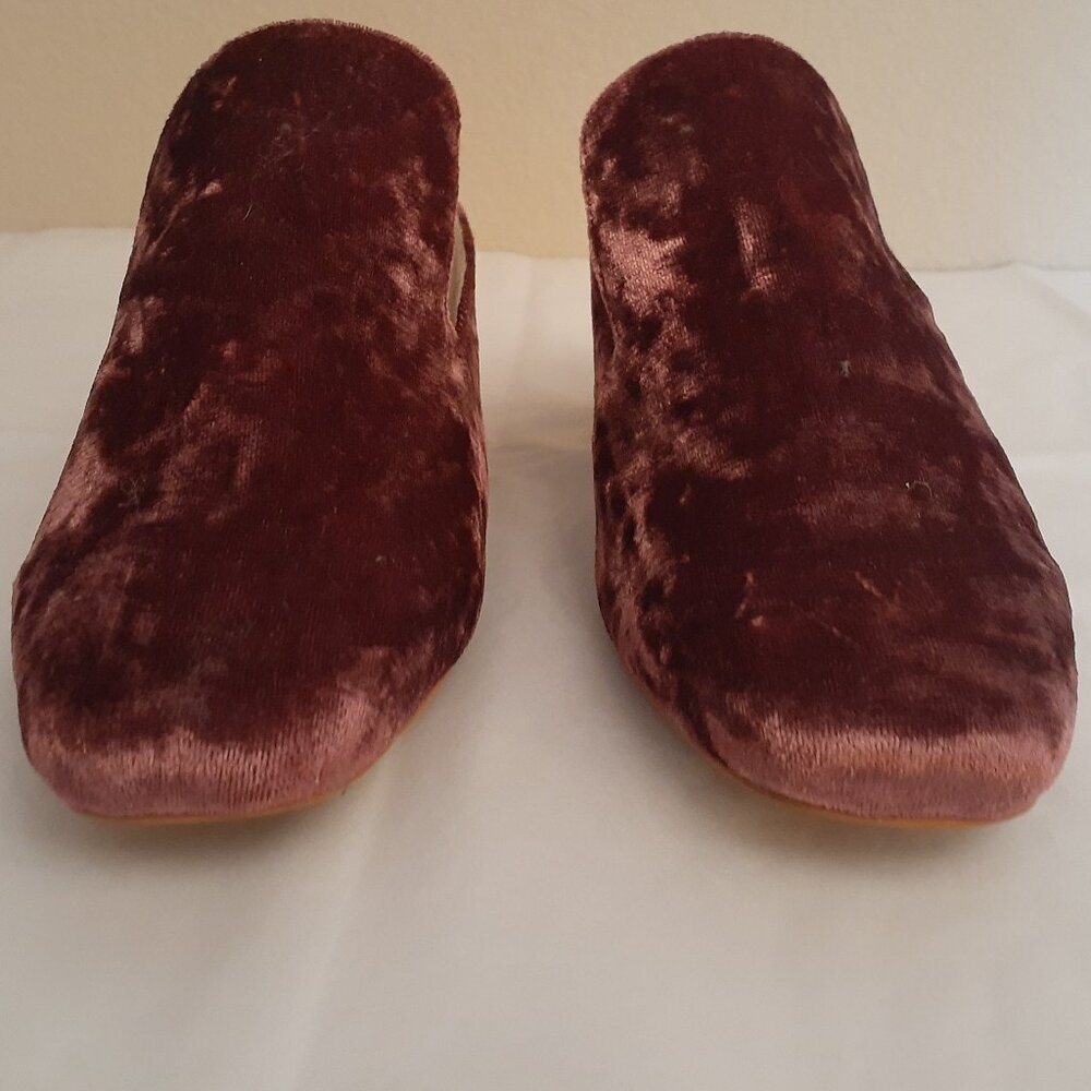 Intentionally Blank Crushed Velveteen Mules NWOT - Picture 8 of 12
